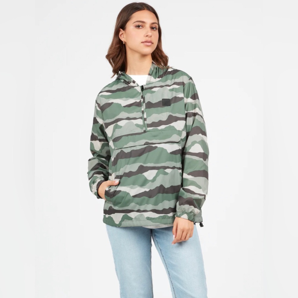 Volcom Earth Tripper windbreaker/waterproof jacket.